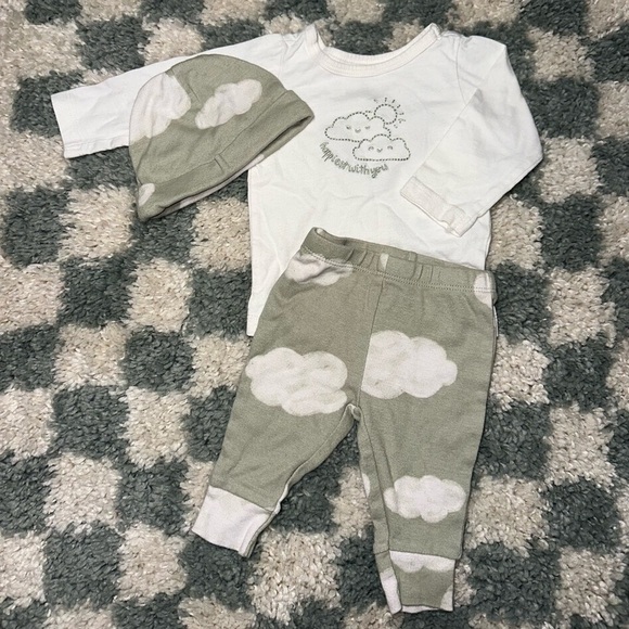 Carter’s 3 Piece Baby Set | Sage green | used, great condition - Picture 1 of 2